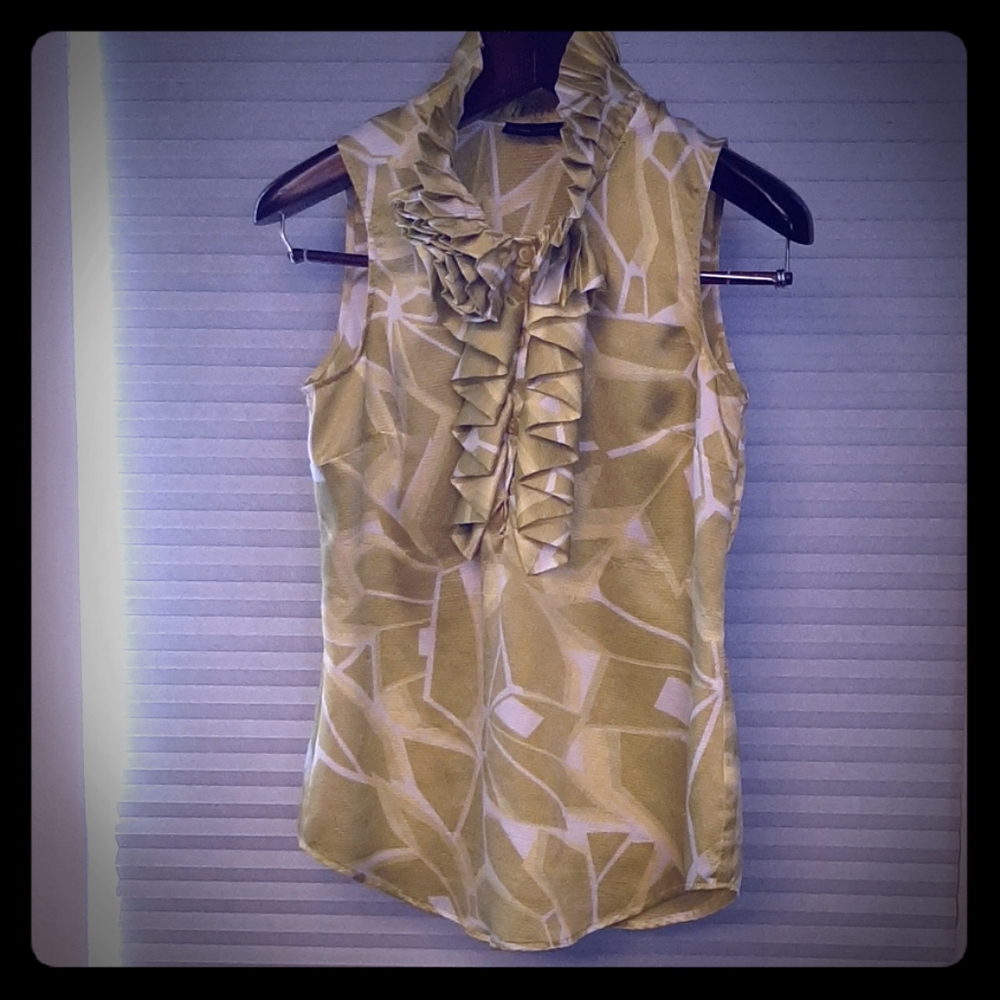 New York and Company sleeveless blouse